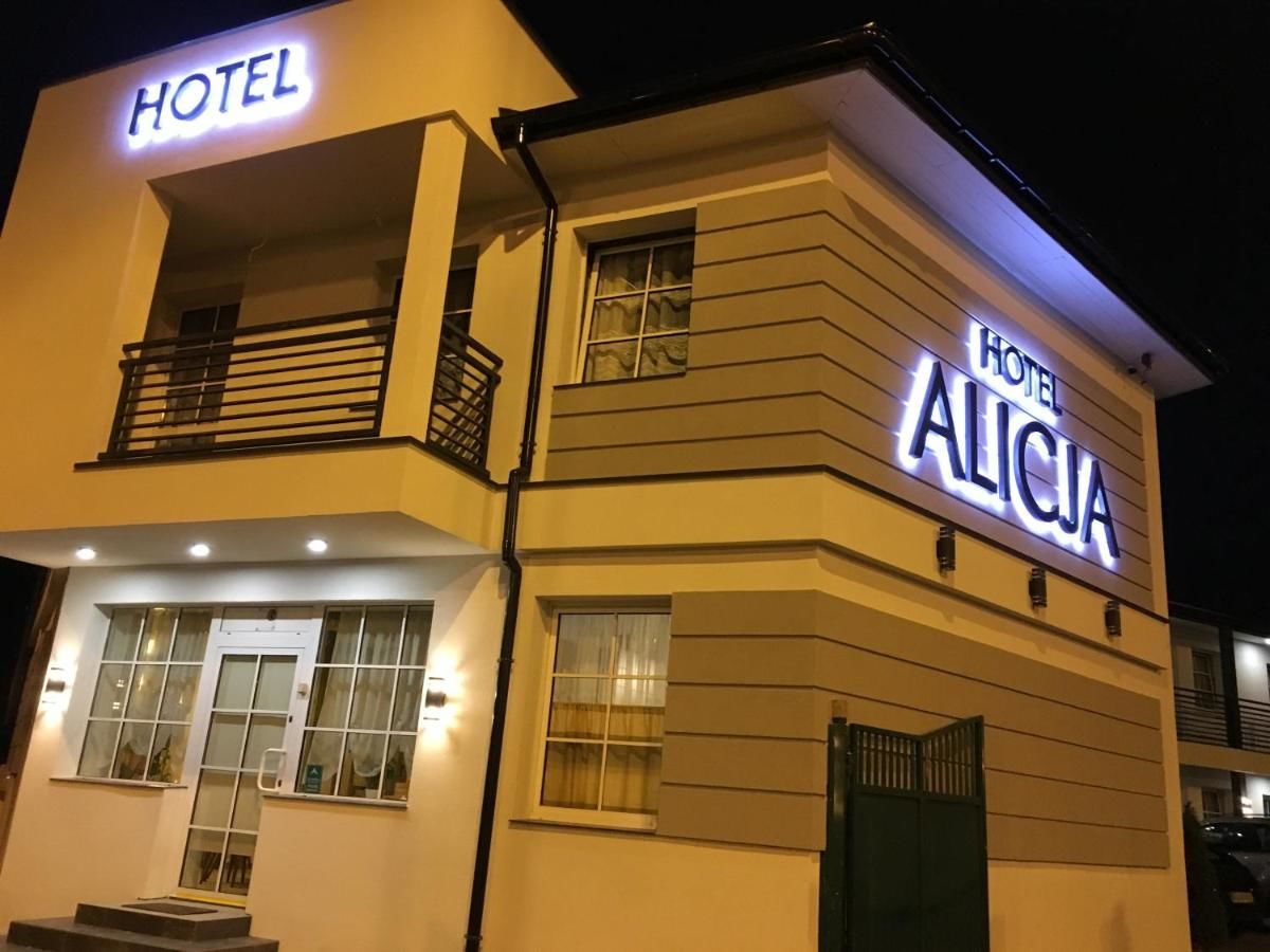 Отель Hotel Alicja Лодзь-13